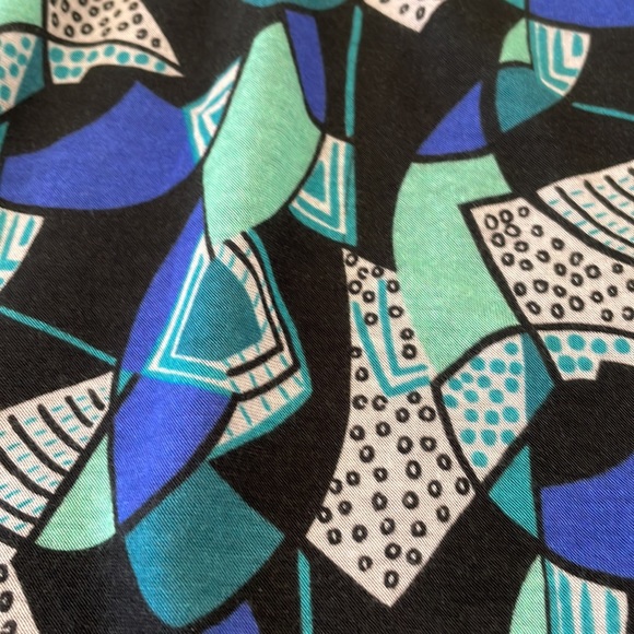 DO v-neck tunic in S/M, never worn - Picture 10 of 12